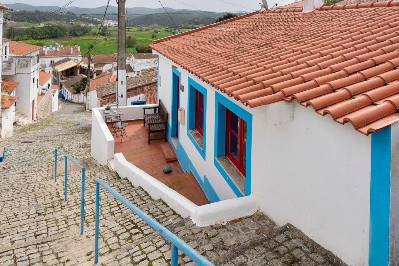 Hostal Hillside 2 Aljezur Old Town Exterior foto
