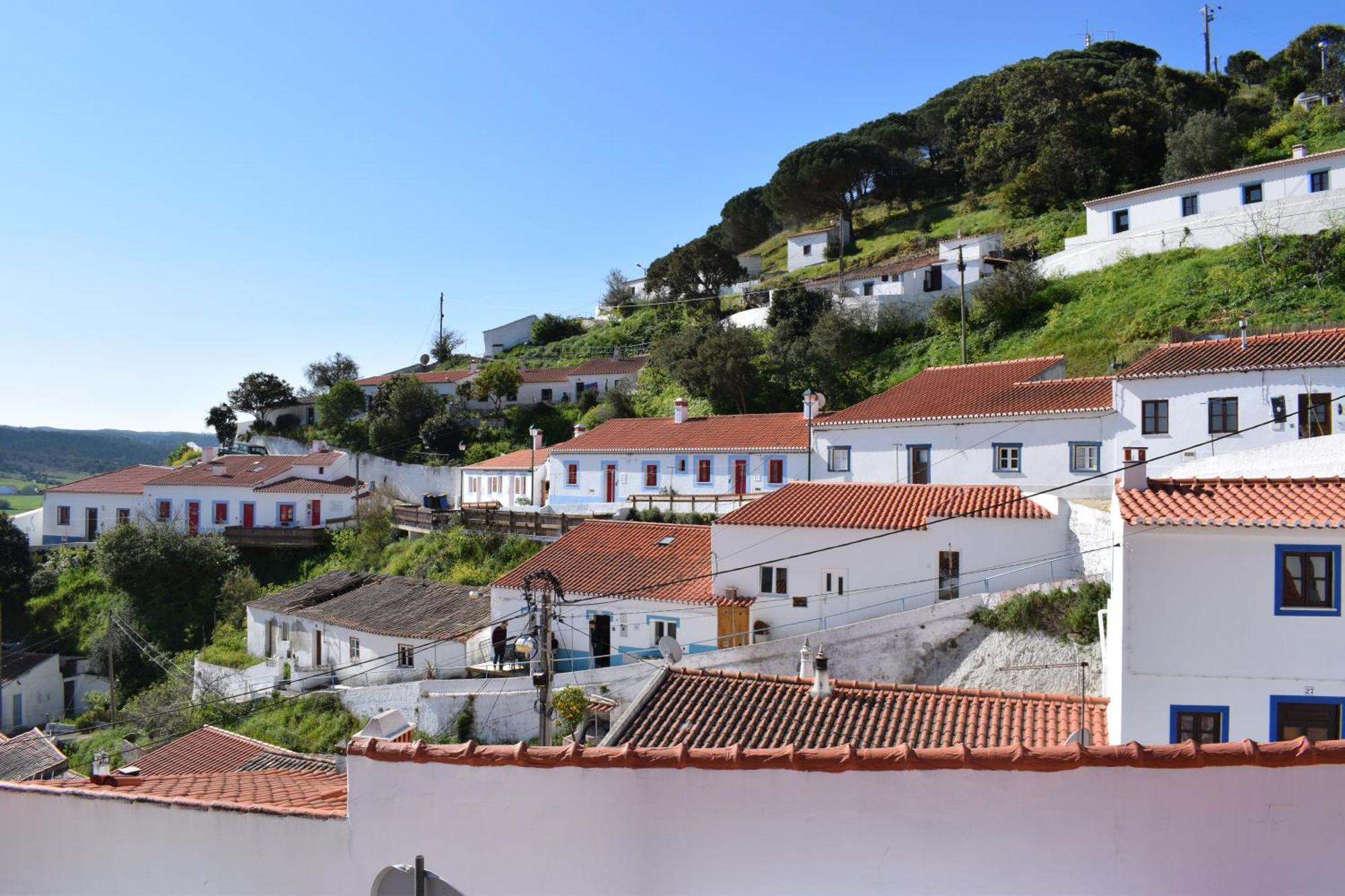 Hostal Hillside 2 Aljezur Old Town Exterior foto